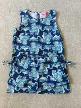 Lilly Pulitzer Girls 2 piece matching set Size M (6-7)